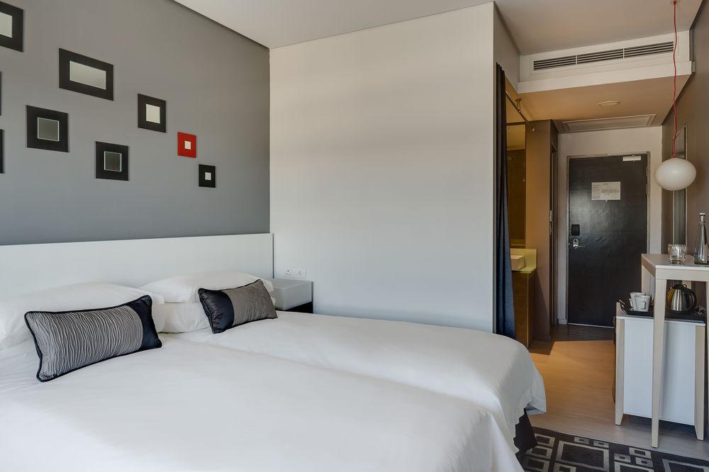 Protea Hotel Fire & Ice! By Marriott Pretoria Menlyn Екстер'єр фото