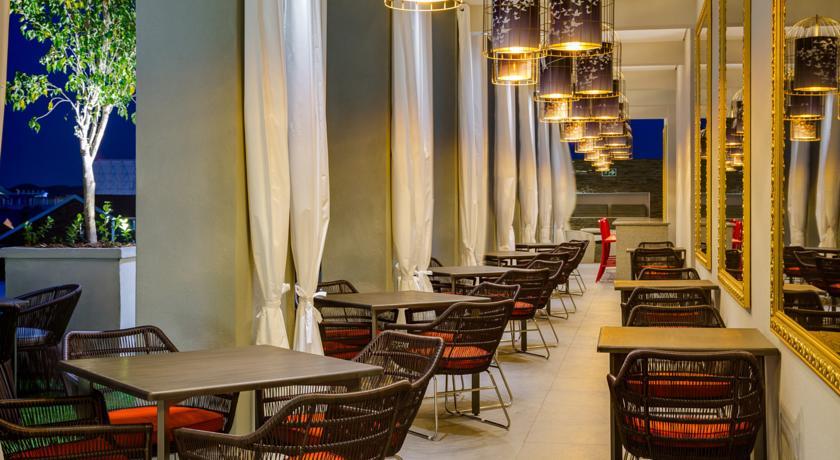 Protea Hotel Fire & Ice! By Marriott Pretoria Menlyn Екстер'єр фото
