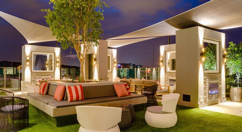 Protea Hotel Fire & Ice! By Marriott Pretoria Menlyn Екстер'єр фото