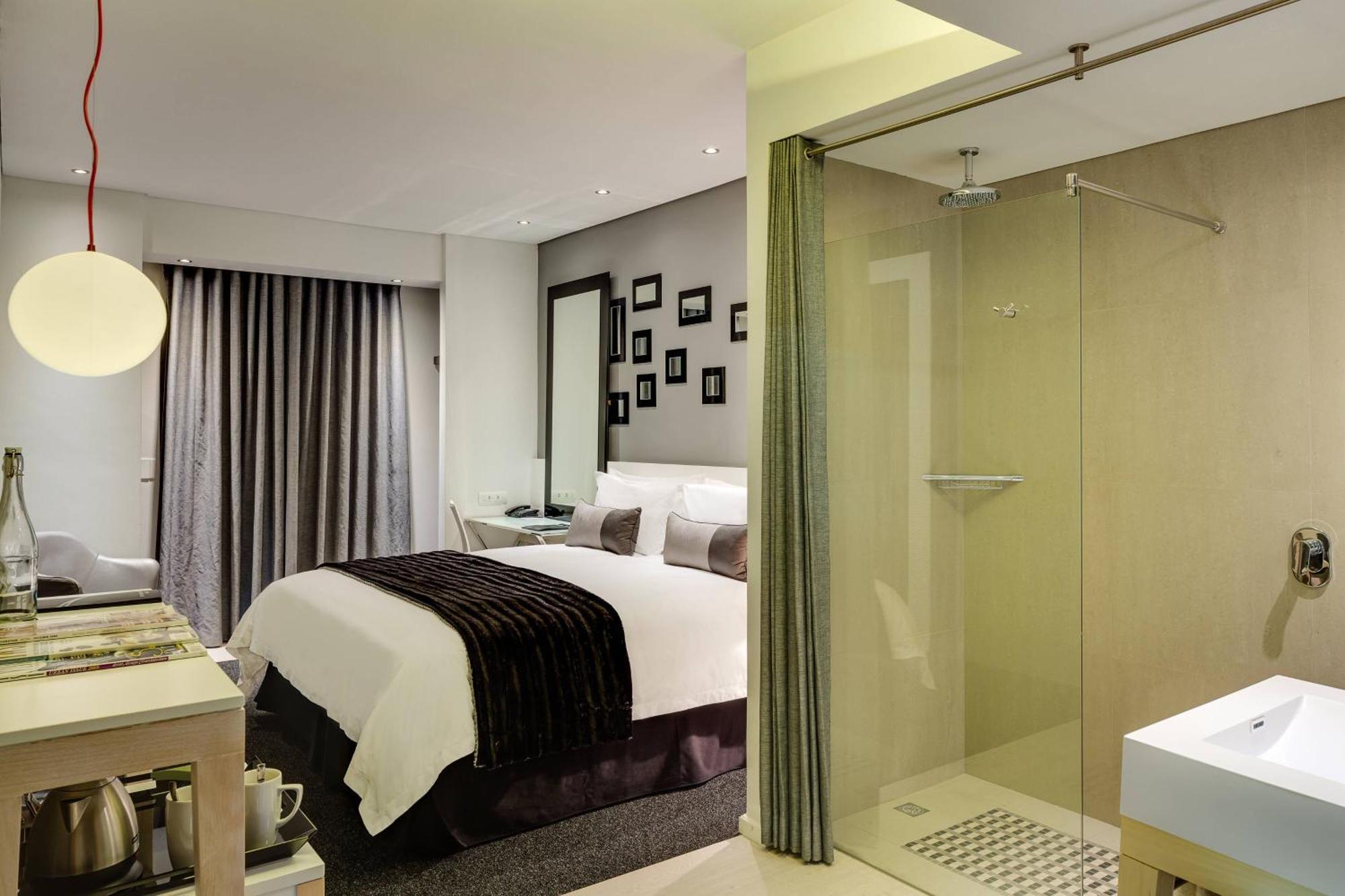 Protea Hotel Fire & Ice! By Marriott Pretoria Menlyn Екстер'єр фото